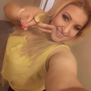 Meet your Posher, Ericka